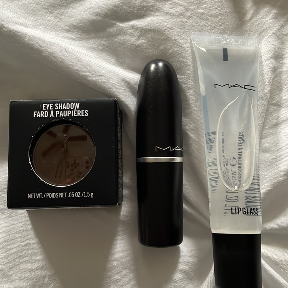 Mac Cosmetics Set Full Sizes